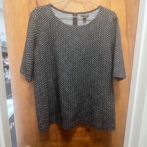 Black and Gray Patterned Women's Top